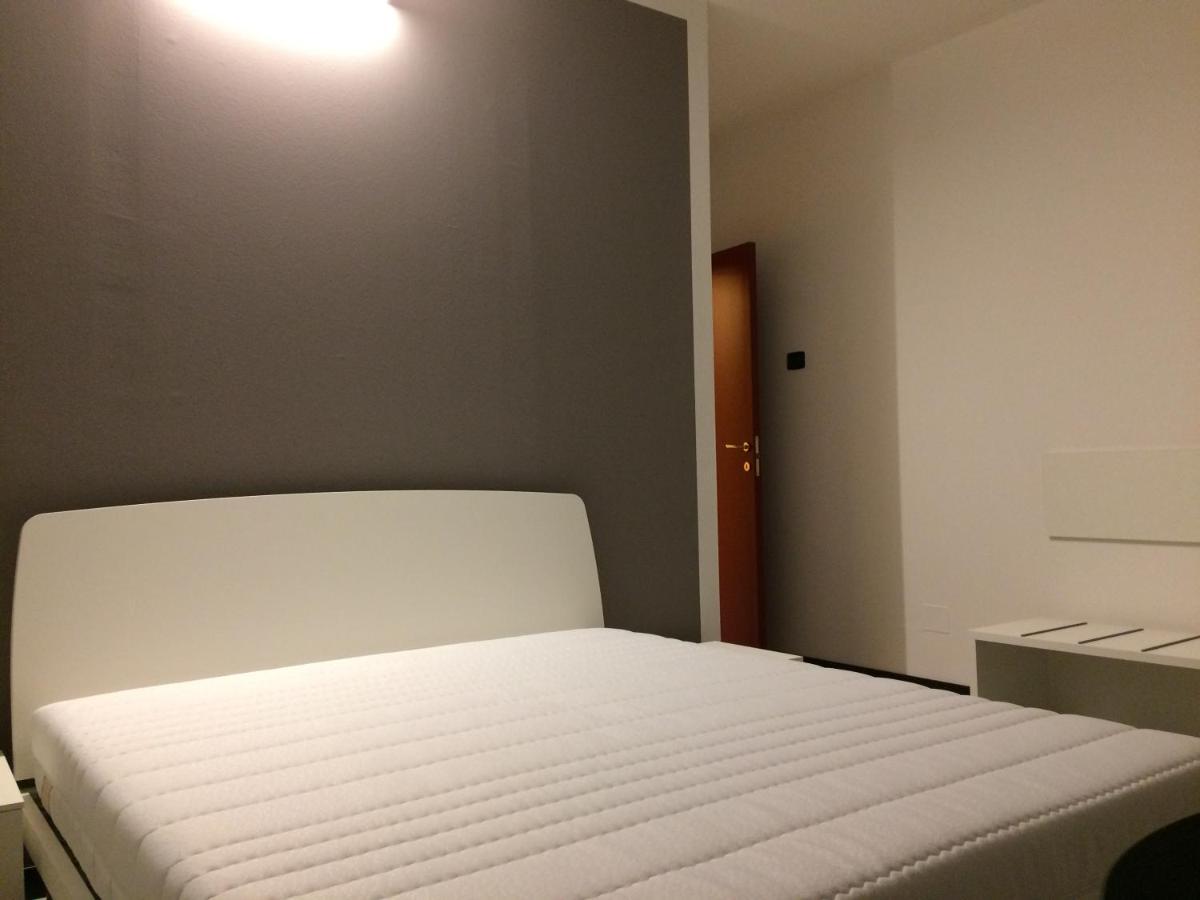 Sub14 Suite Con 2 Camere Da Letto Grandi 레조넬에밀리아 외부 사진